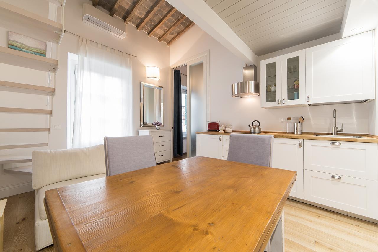 Santa Croce Apartment ฟลอเรนซ์ ภายนอก รูปภาพ